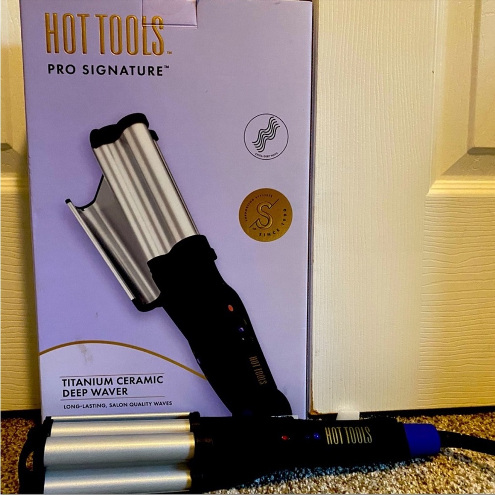 Hot Tools Proa Signature Titanium Ceramic Deep Waver